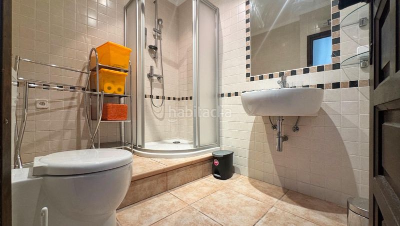Foto fdcb79ab-40a5-4660-b306-2aaf56f846d8. Casa adossada amb calefacció aparcament piscina a Dénia