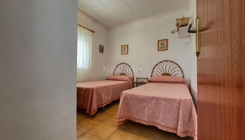 Foto 9c9443e8-2b3d-4b2b-84cb-1930c8f902eb. Casa amb aparcament a Oliva nova Oliva