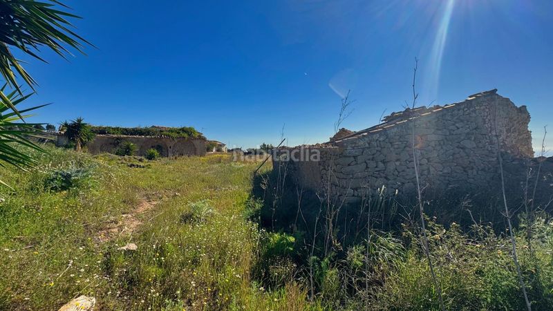 Foto 7f8e8e8d-782c-47e1-8e5f-a0a2d96d751d. Masia amb aparcament a Benissa pueblo Benissa