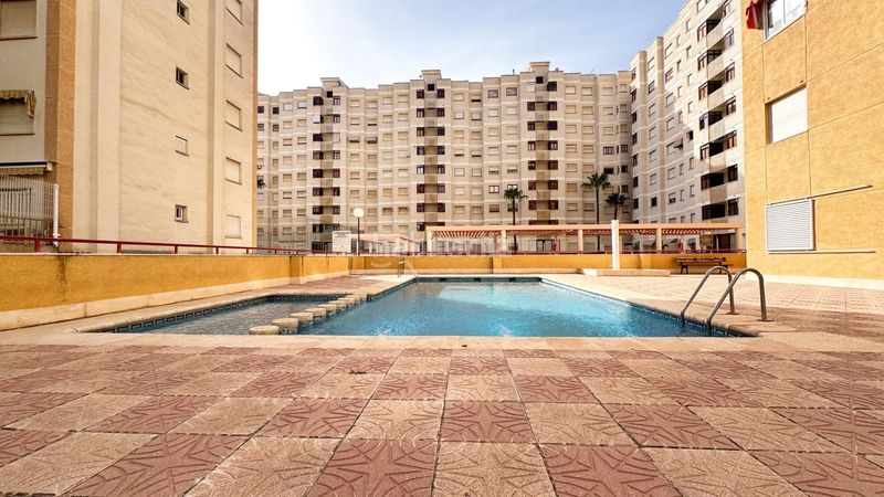 Foto cd891178-8ffb-46da-84c0-564a5496b71f. Apartament a Playa de Gandía Gandia