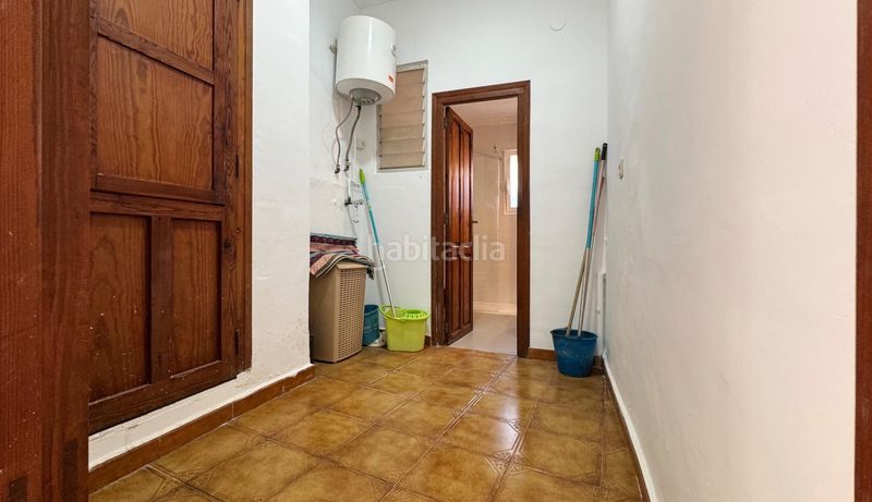 Foto b7dd52bf-5fa9-4938-86c4-f1430db0da25. Planta baixa amb aparcament a Pego