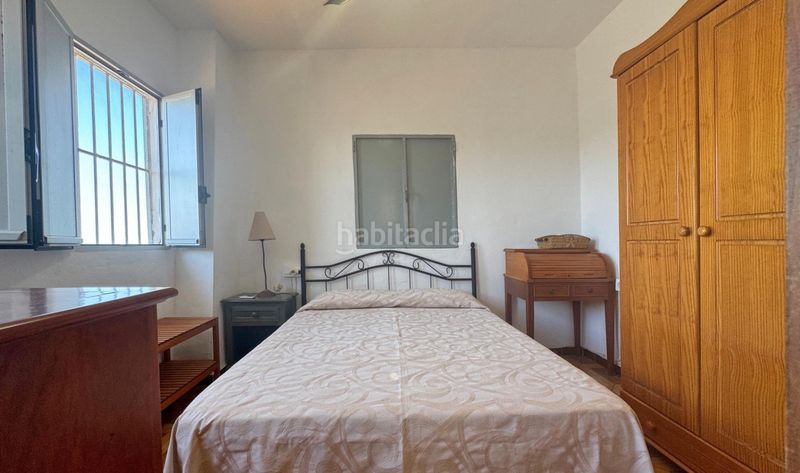 Foto 0f244532-1e66-4693-98c0-d0d1de4a6605. Casa amb aparcament piscina a Pego