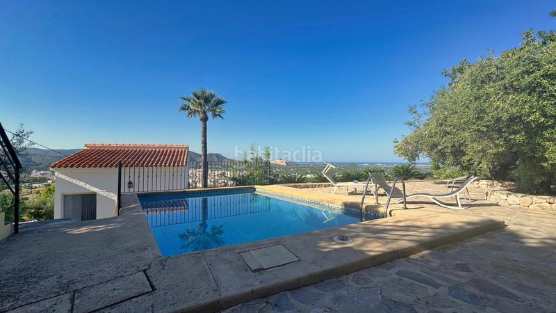 Foto 9e267b6b-fc9c-4fd3-a2dc-a1dd826c8cd1. Casa amb aparcament piscina a Pego