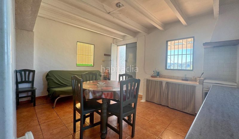 Foto e2d8fcc3-ea90-4fea-9d94-9d489eef940a. Casa amb aparcament piscina a Pego
