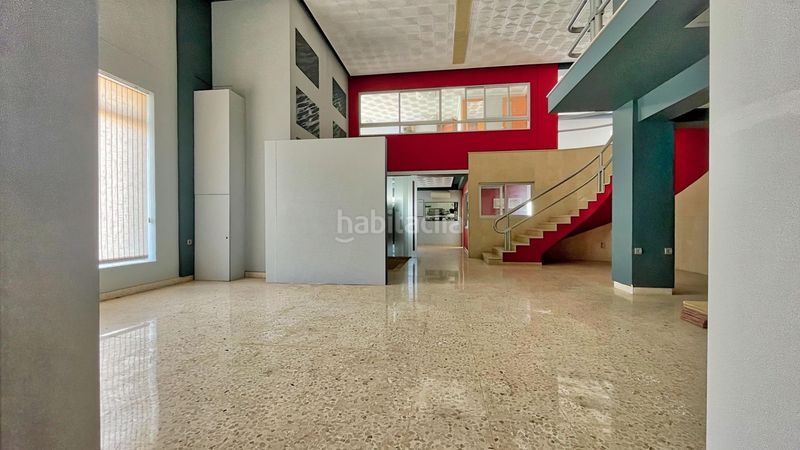 Foto 1a38edd2-ecad-4328-ad54-62e1468e0bbc. Local comercial exclusivo edificio comercial con gran potencial de inversión en el centro en Pego