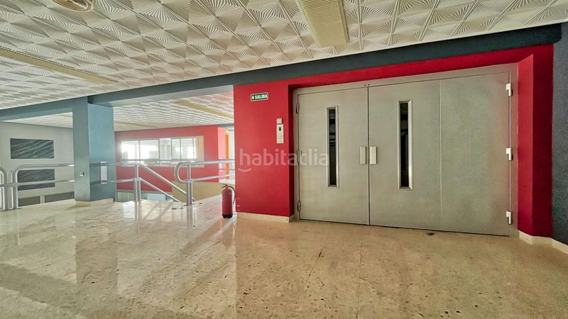 Foto 902baa7b-04f5-4c0e-88b9-6eef458032a3. Local comercial exclusivo edificio comercial con gran potencial de inversión en el centro en Pego