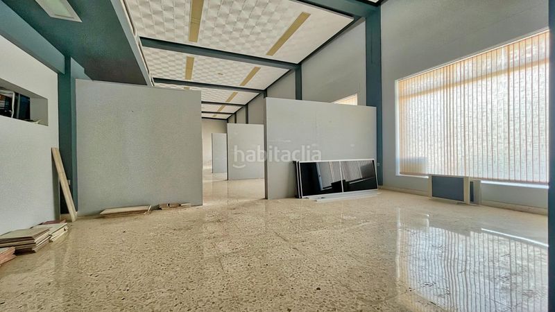 Foto d71a440d-0e5d-4ee8-9a0e-ed3c11fa14e9. Local comercial exclusivo edificio comercial con gran potencial de inversión en el centro en Pego