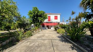 Chalet in Pego. Encantadora casa de campo en pego con amplio terreno y excelente