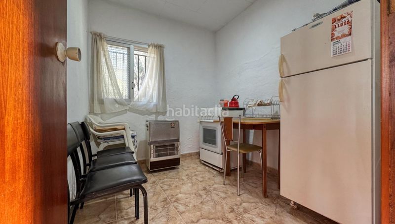 Foto c3a882cc-ceb6-4f94-8c75-e5227b90da27. Casa amb aparcament a Pego