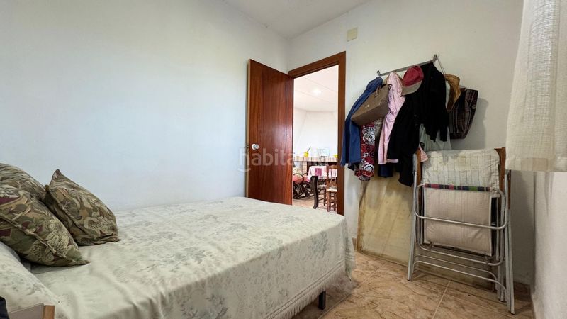 Foto f7955762-306e-46a3-bbb5-d8d3aa545154. Casa amb aparcament a Pego
