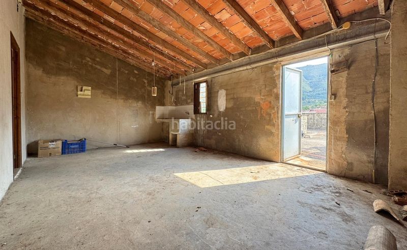 Foto 213b3e09-5e3b-4fe0-b866-ffa2277f15c4. Casale con parcheggio in Atzúbia (L´)
