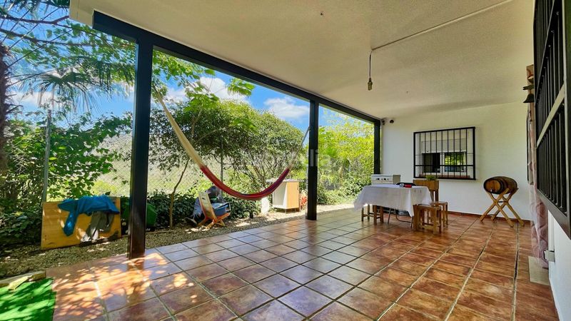 Foto b55604c9-f031-489d-a9ab-a8fbdbfbf8e2. Casa amb aparcament a Vall de Gallinera (La)