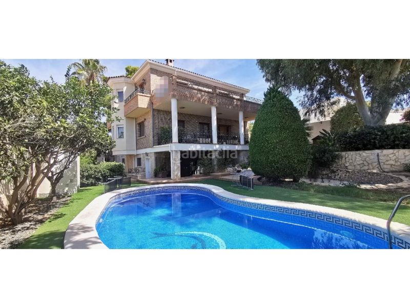Foto 1ae2ff7d-fbad-46a2-9005-91d47cb5eb90. Casa amb aparcament piscina a Centro de la Ciudad Quesada Rojales