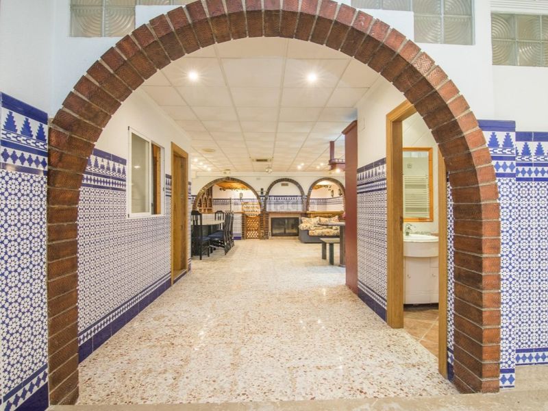 Foto 4e3d2921-d06a-4231-9651-585199e8e2b3. Casa amb aparcament piscina a Peña de las Águilas Elche / Elx