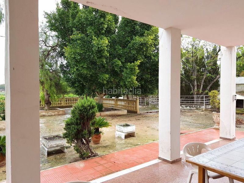 Foto 5fc5e25d-689b-4b8a-ac1f-9d7869b81a28. Casa amb piscina a La Marina Elche / Elx