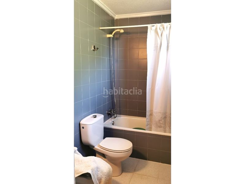 Foto b4c8defa-f1a1-4a7e-933d-96b4b3c38734. Casa amb piscina a La Marina Elche / Elx