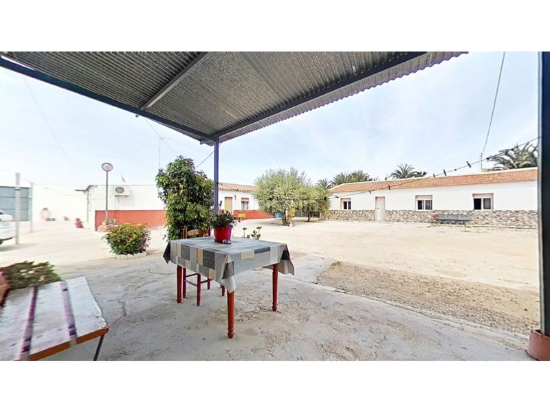 Foto 8ad97327-86a8-42bd-8b03-fb5f0f6709a6. Casa a Crevillente