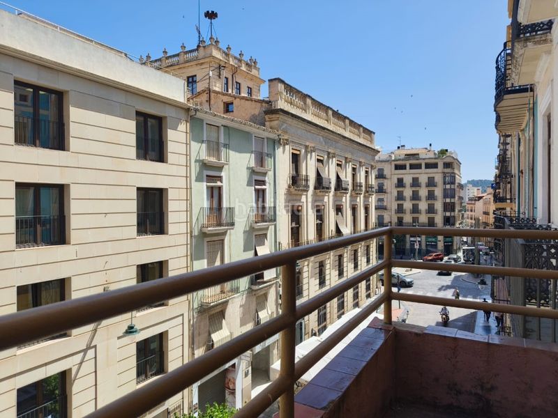 Foto 0e07ff74-46c4-45c4-bfd1-1f070d072c9a. Edificio in Centre-Zona Alta Alcoi