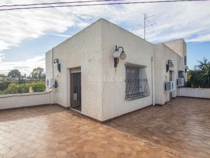 Foto 89ac5e4a-aa5a-4451-baaa-83782e95d43d. Casa amb aparcament a Peña de las Águilas Elche / Elx