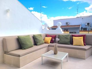 Lloguer �tic  Calle del mediod�a grande. Estupendo �tico en alquiler en la latina