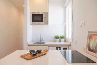 Piccolo appartamento  Avenida de la emperatriz isabel. En venta: piso luminoso en última planta, dividido en dos vivien