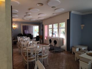 Traspaso Local Comercial en Calle navarro ledesma 162. Traspaso de cafetería – tetería en teatinos, málaga