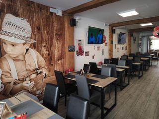 Traspàs Local Comercial a Calle hoyo 18. ? traspaso de restaurante - sport bar en pleno centro de torremo