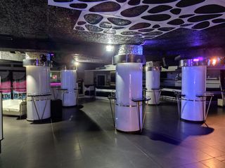 Geschäftsraum in Avenida del puerto deportivo 30. Discoteca en venta en benalmádena costa | licencia hasta las 06: