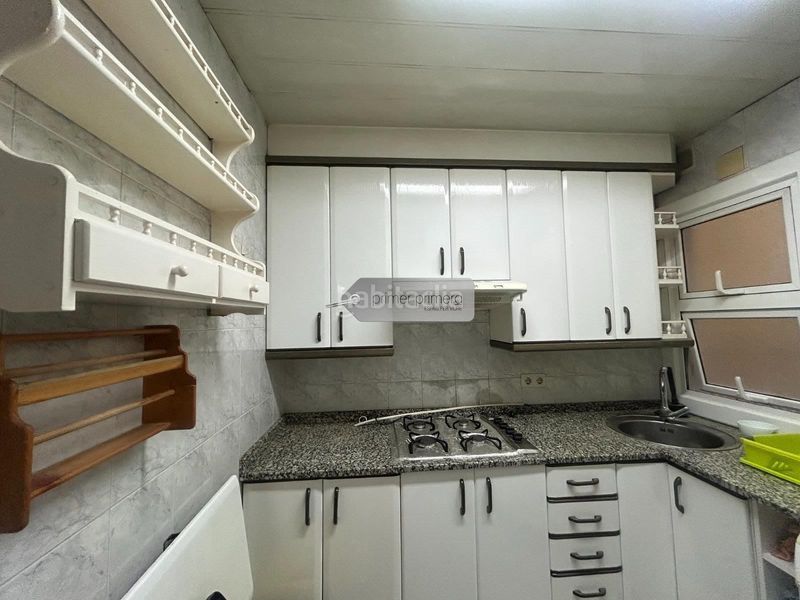 Foto b398bfd4-5f6f-486f-b094-206d5925e501. Pis a desfar 42 a Porta Barcelona