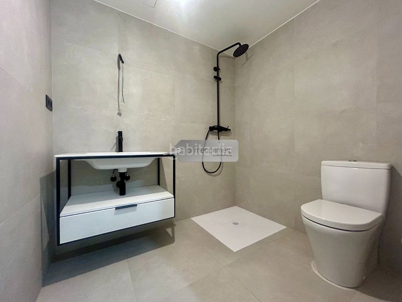 Foto bff42e4c-10d8-48f2-be42-de0a935f3aa2. Pis amb calefacció piscina a Dreta de l´Eixample Barcelona