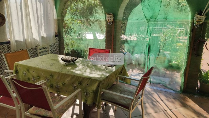 Foto f6eca850-bf61-48e4-ba42-90bdd073b0e1. Casa adossada a n/a a Mediona