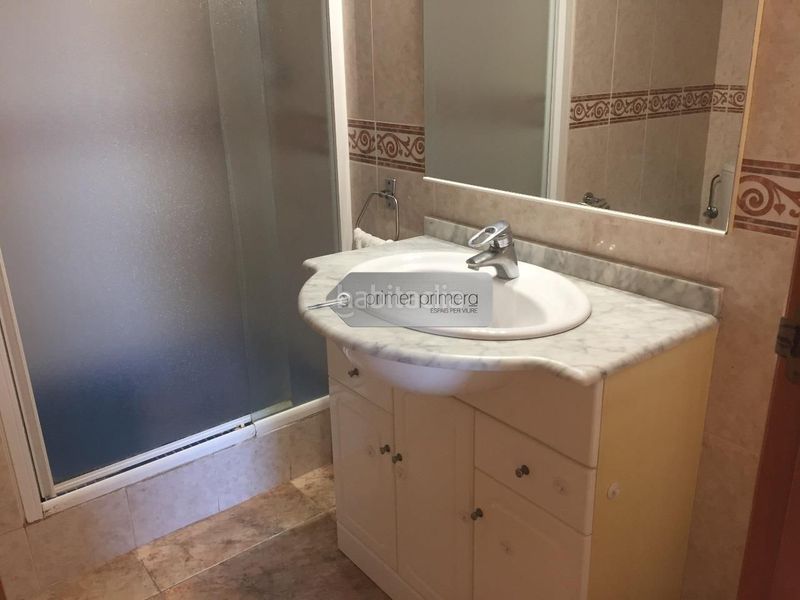Foto cdbd55cb-0431-465a-8fd4-45eb7bd54fcf. Affitto appartamento con riscaldamento parcheggio piscina in Vilanova i la Geltrú