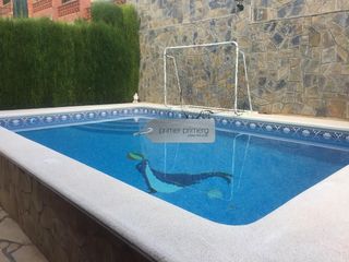 Chalet in Canyelles. Casa independiente en venta