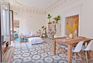 Location Appartement  Carrer del bruc. Piso señorial de 2 h.