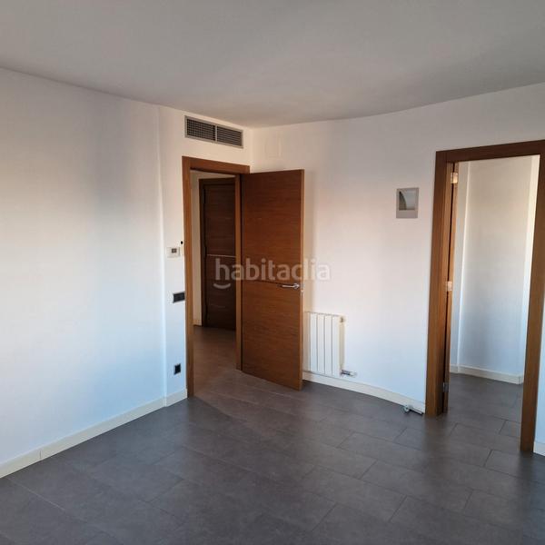 Foto 8d67528a-8653-498f-9d3d-efdf2dd0ced9. Piso  con ascensor, piscina, parking en centro en Sant Feliu de Codines
