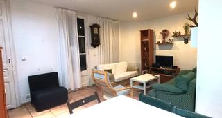 Pis  Carrer rector toms vila. Piso amplio, luminoso, vistas, terraza amplia, 3 sin ascensor