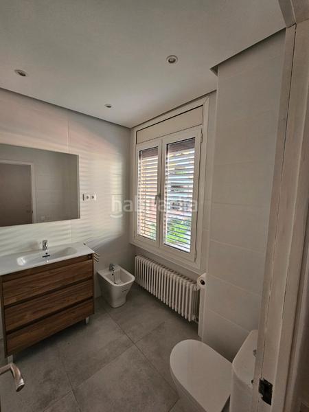 Foto e59c3855-57aa-42b9-b7a8-a774d474f598. Location appartement dans plaça de joaquim pena 11 dans Barcelona