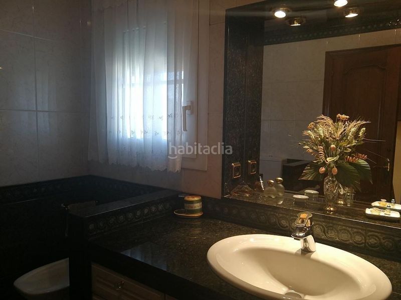 Foto f625f37f-7f5b-423e-8451-7f183ed4963c. Casa amb aparcament a Caldes de Montbui