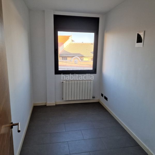 Foto a93f0e7f-3c74-4834-b51a-a7a206cf9633. Piso  en venta con ascensor en Sant Feliu de Codines