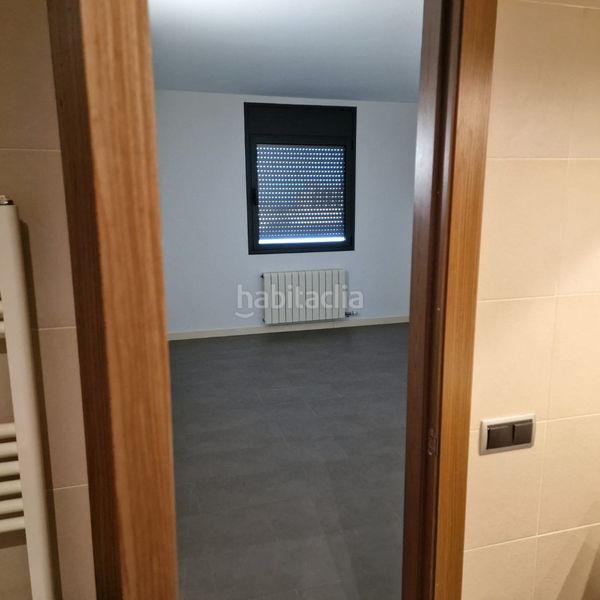 Foto b34462ee-5776-485a-a15d-2e6ac5f44971. Piso  en venta con ascensor en Sant Feliu de Codines