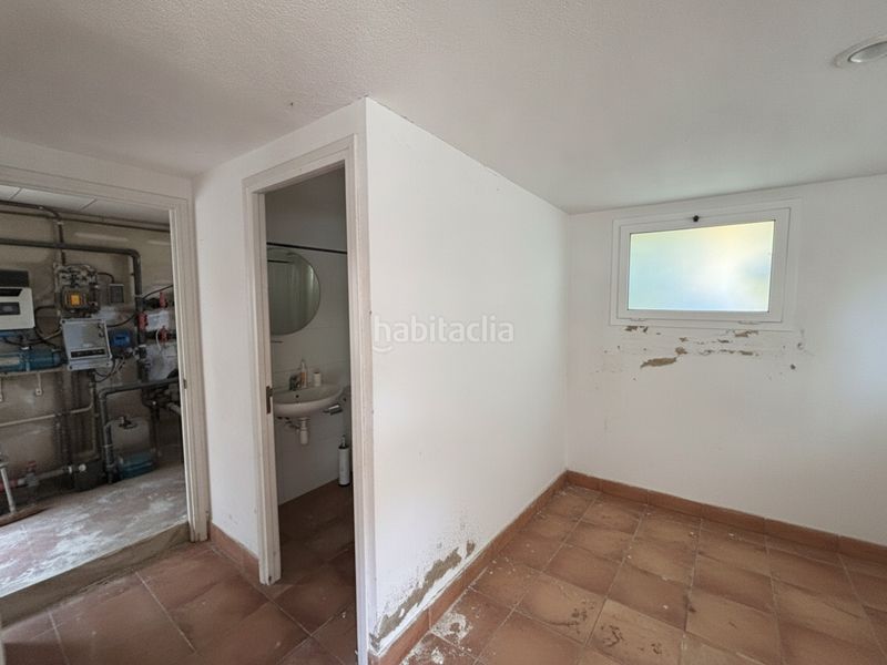 Foto 9ba676bd-0a65-44c4-b2e8-dd763150c8e3. Xalet amb calefacció aparcament piscina a Sant Feliu de Codines