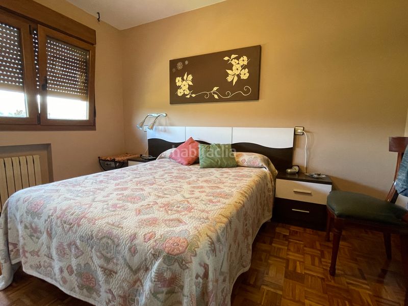 Foto 4c840fff-8737-4c0e-a56a-074f95b7a5ac. Casa amb xemeneia calefacció aparcament a Cenero Gijón