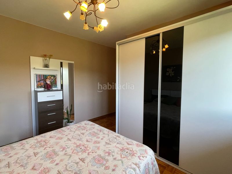 Foto 6ad5f3ed-8e30-4598-bd53-3ec50daa392c. Casa amb xemeneia calefacció aparcament a Cenero Gijón