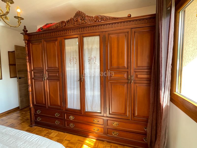 Foto a7833f63-e539-438a-b7b1-ff65452d7228. Casa amb xemeneia calefacció aparcament a Cenero Gijón