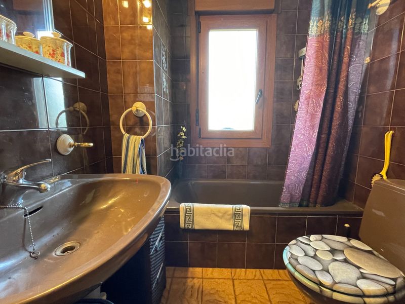 Foto be1e873b-31c9-46c0-9077-ba981a4e9dc3. Casa amb xemeneia calefacció aparcament a Cenero Gijón