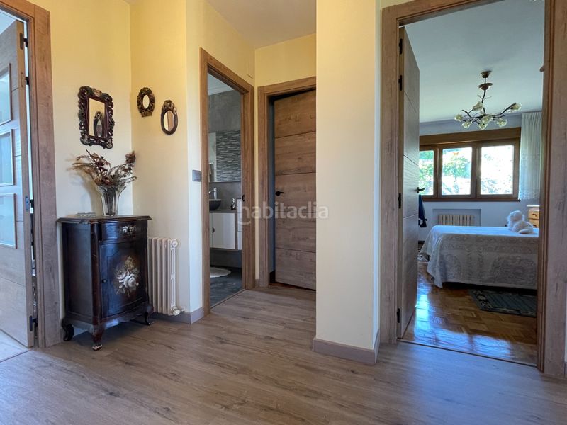 Foto f64c57de-9aa5-4984-b4e3-8a905d4aaa9f. Casa amb xemeneia calefacció aparcament a Cenero Gijón