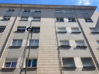 Flat  Calle la unión. Piso con ascensor y mucha luz (corvera) — ideal para reformar a
