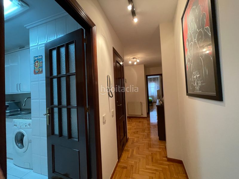 Foto 8d2e510a-f5ea-4efa-a0e6-940464ba8ad2. Apartament amb calefacció a El Coto Gijón