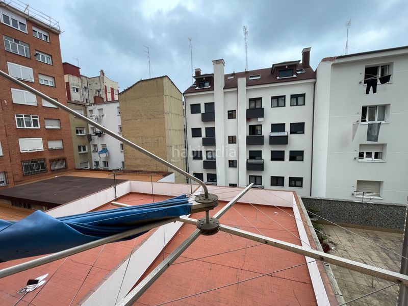 Foto c162a275-e7a1-43ec-b711-de404c4da6bc. Apartament amb calefacció a El Coto Gijón