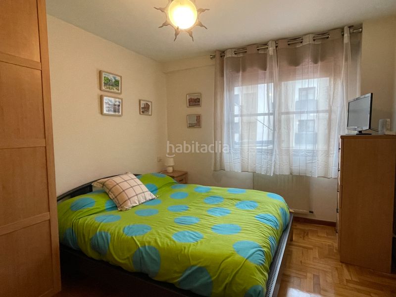 Foto c517a1c2-a1f4-4ecf-abce-296815b355db. Apartament amb calefacció a El Coto Gijón